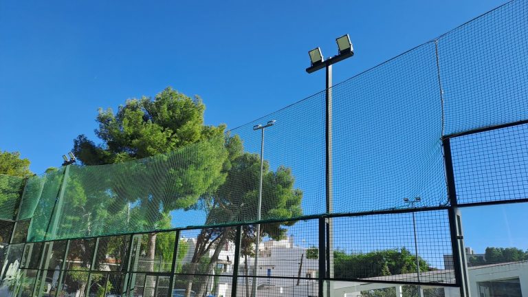 proyecto-iluminacion-deportiva-pistas-tenis-padel-club-esportiu-garraf-4